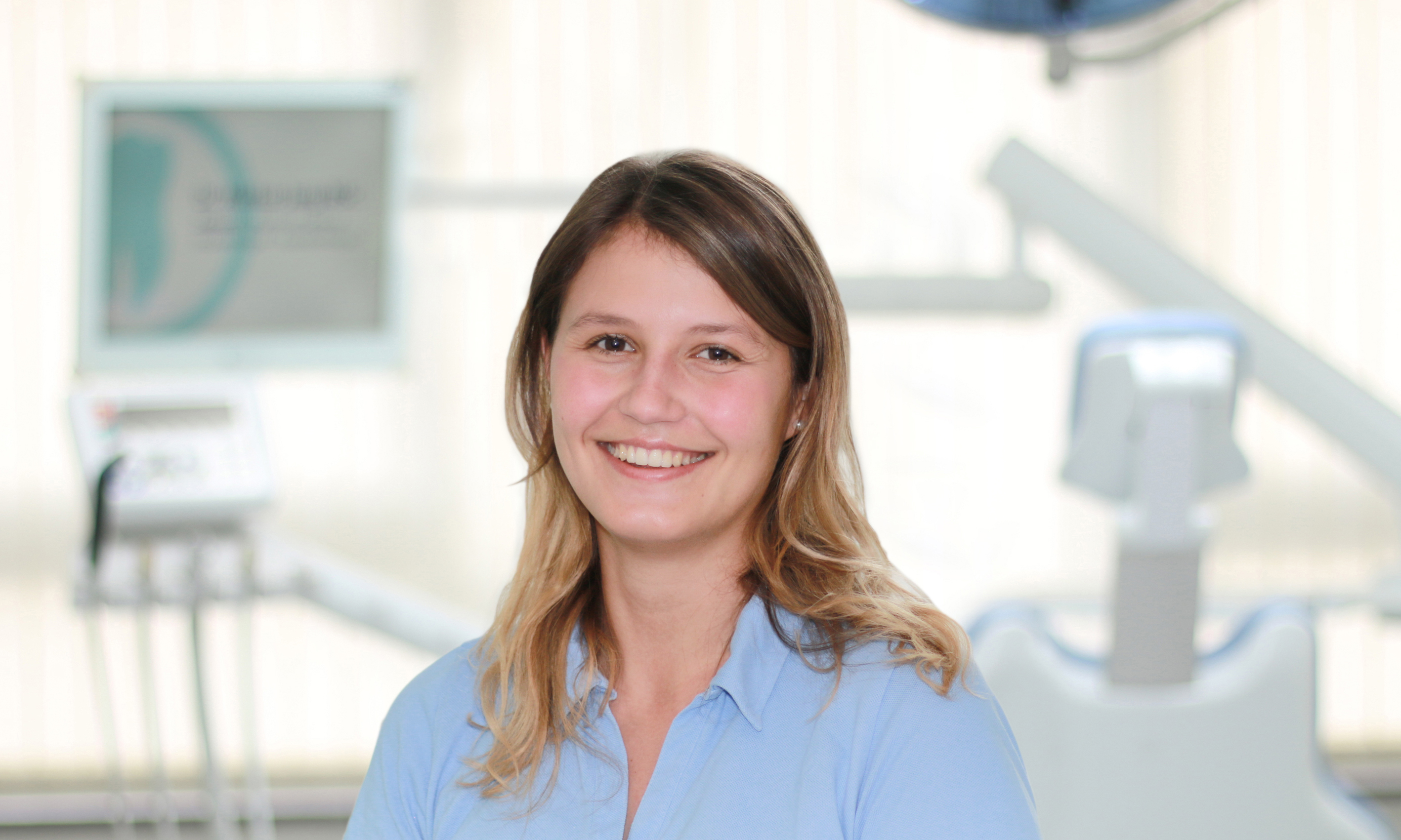 Dr. med. dent. Francisca Hofmann · Zahnärztin Dr. med. dent. Francisca Hofmann · Zahnärztin